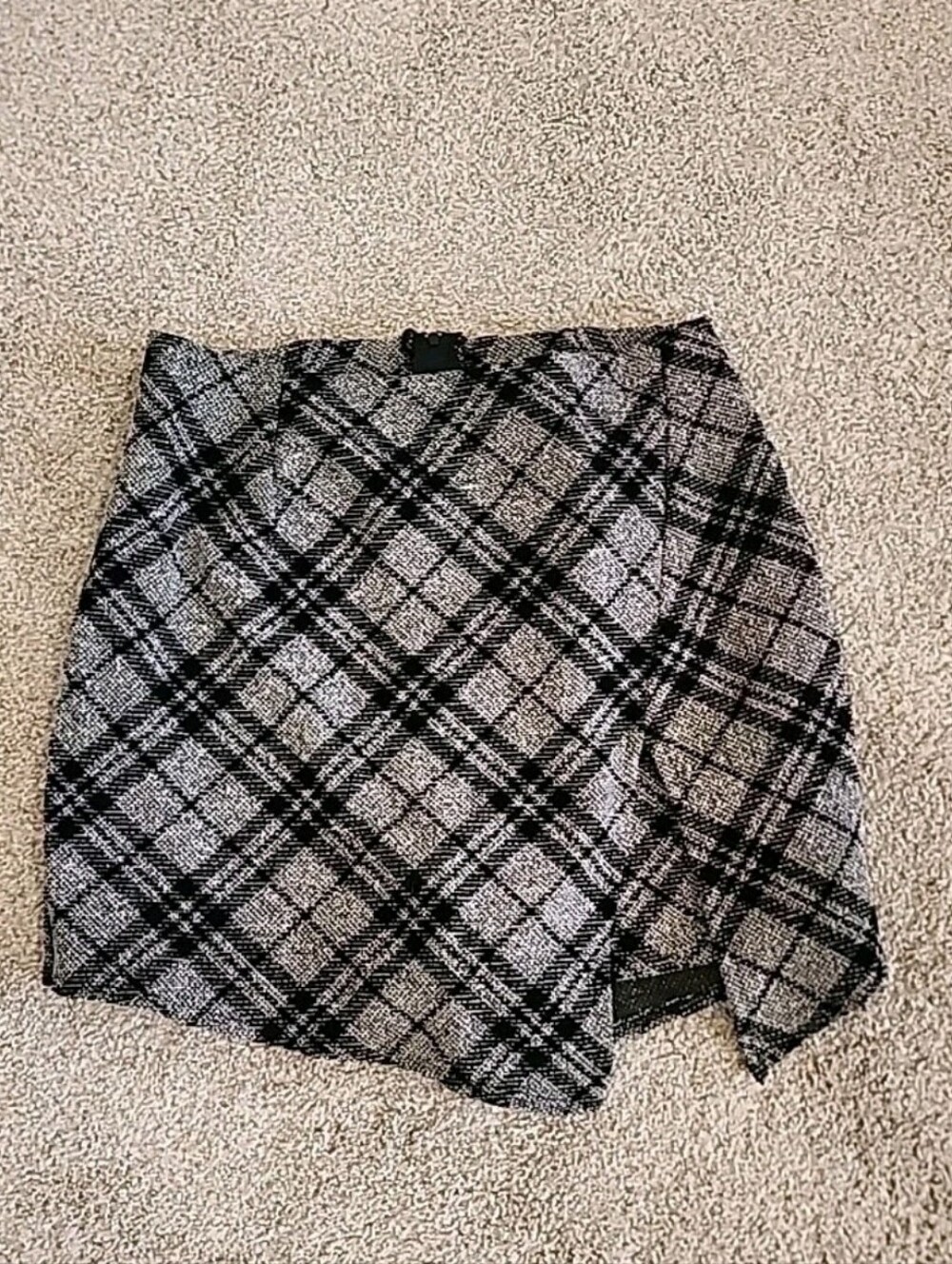 Windsor Black & White Plaid Wrap Mini Skort Size M NWT